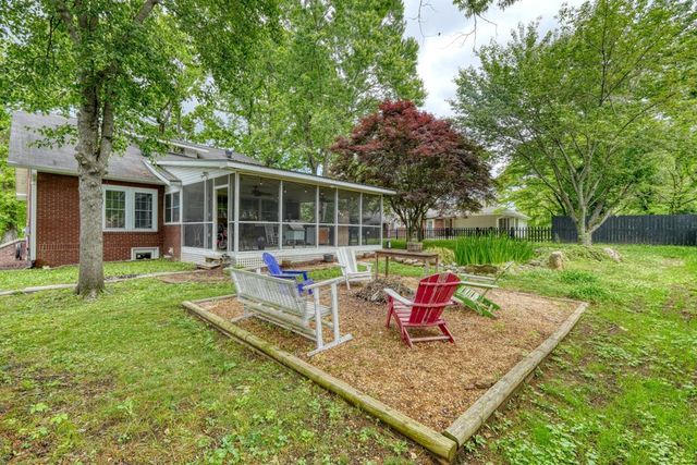 32 Aquone Road, Andrews, NC 28901