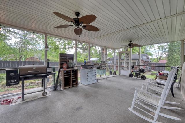 32 Aquone Road, Andrews, NC 28901