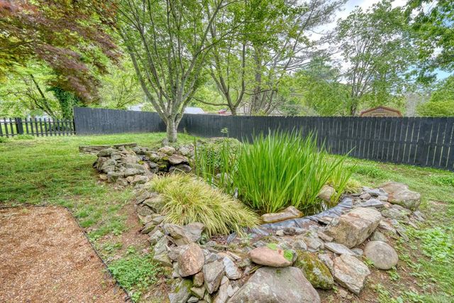 32 Aquone Road, Andrews, NC 28901