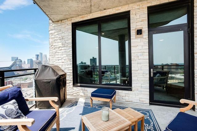 1240 S 2nd Street 1601, Minneapolis, MN 55415