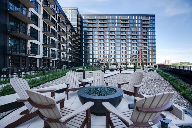 1240 S 2nd Street 1601, Minneapolis, MN 55415