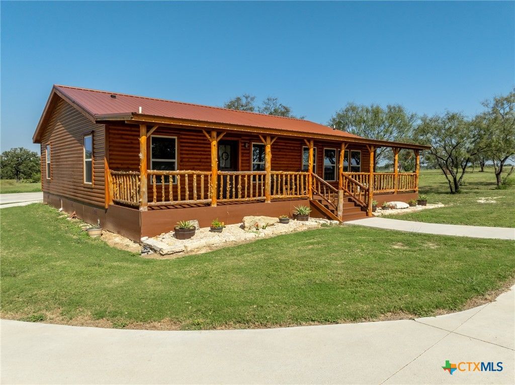 Image 2 of property listing at 2977 Fm 1241, Purmela, TX 76566
