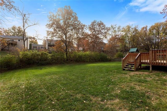 8817 NE 75th Street, Kansas City, MO 64158