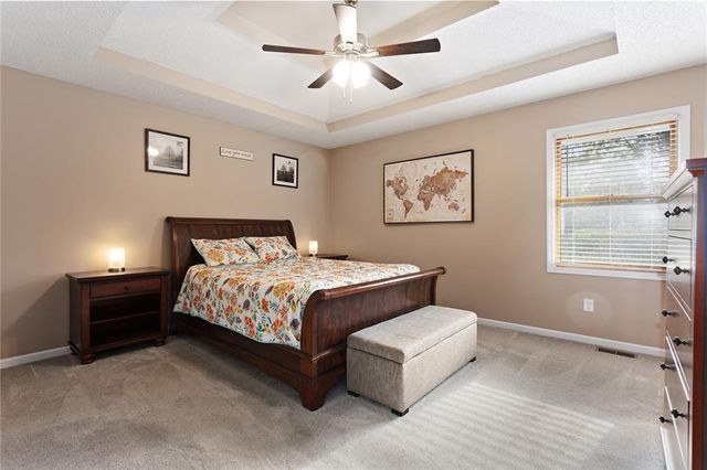 8817 NE 75th Street, Kansas City, MO 64158