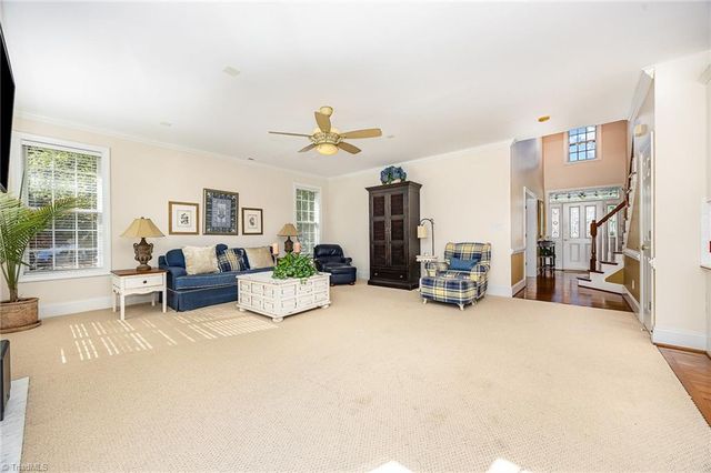 221 Oakmont Park Court, Kernersville, NC 27284