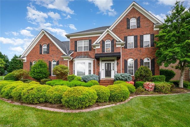 221 Oakmont Park Court, Kernersville, NC 27284