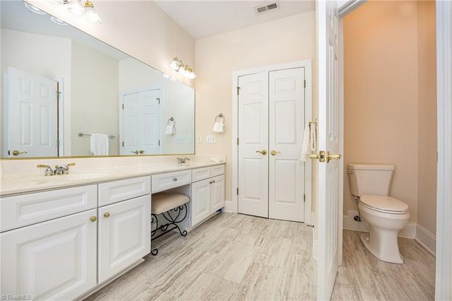 221 Oakmont Park Court, Kernersville, NC 27284