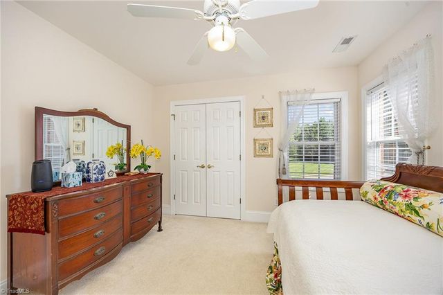 221 Oakmont Park Court, Kernersville, NC 27284