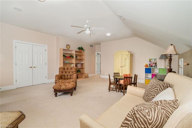 221 Oakmont Park Court, Kernersville, NC 27284