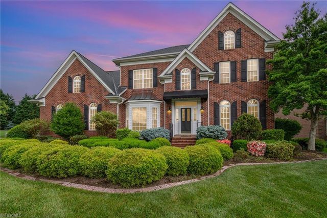 221 Oakmont Park Court, Kernersville, NC 27284