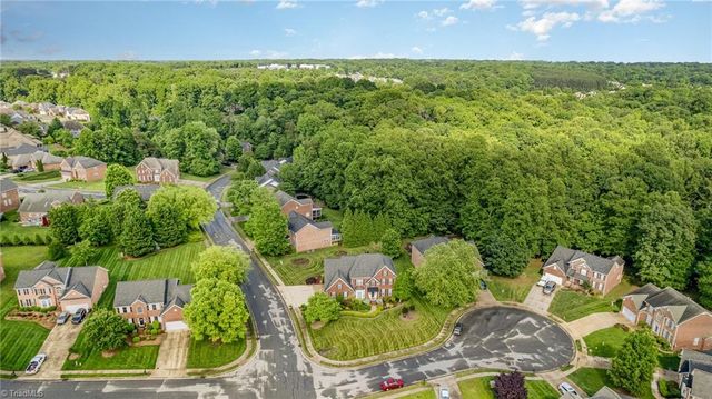221 Oakmont Park Court, Kernersville, NC 27284