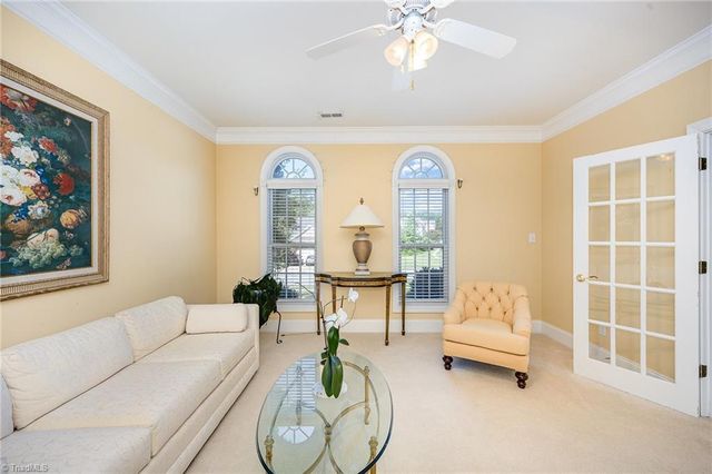 221 Oakmont Park Court, Kernersville, NC 27284