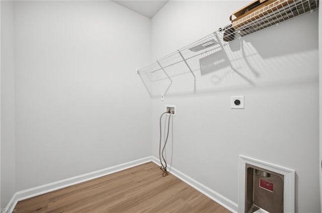 1520 Auckland CT, Newport News, VA 23608