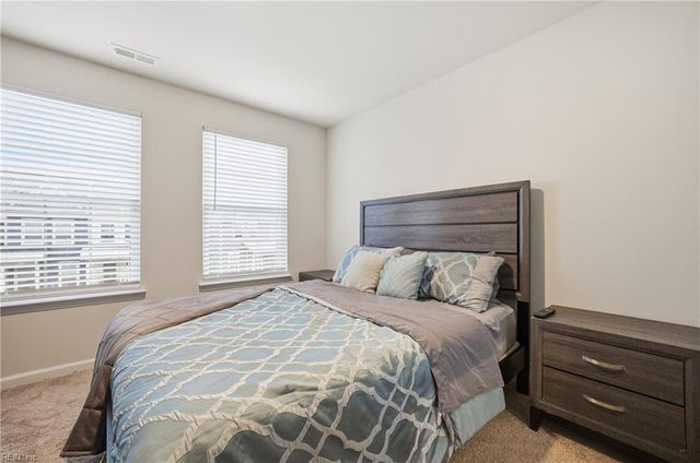 1520 Auckland CT, Newport News, VA 23608