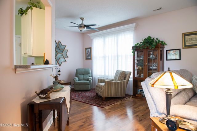 6317 Sentry Oaks Drive, Wilmington, NC 28409