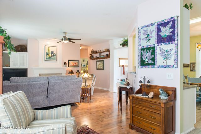 6317 Sentry Oaks Drive, Wilmington, NC 28409