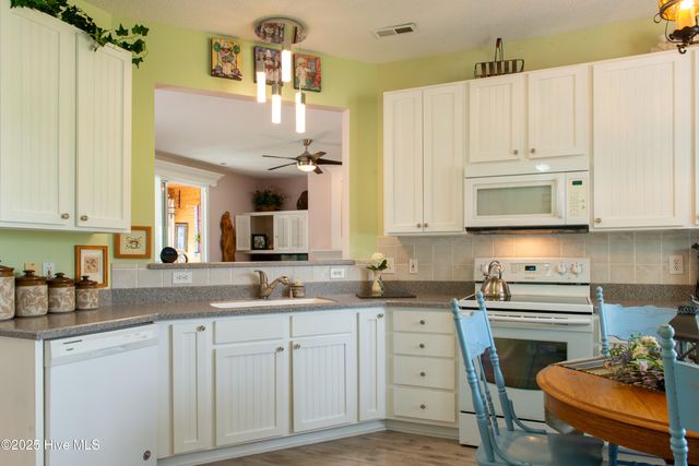6317 Sentry Oaks Drive, Wilmington, NC 28409