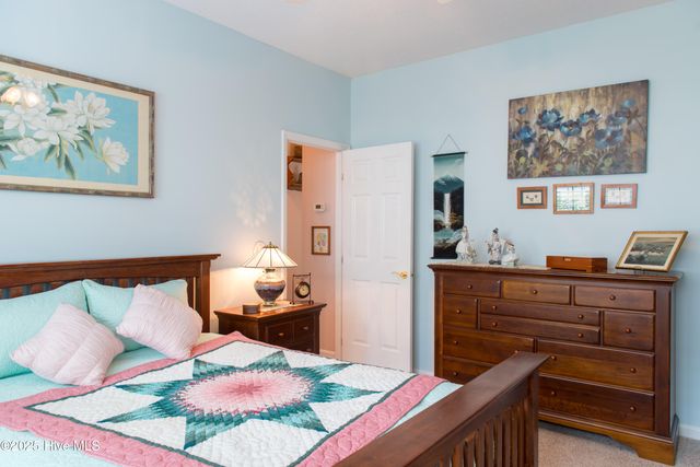6317 Sentry Oaks Drive, Wilmington, NC 28409