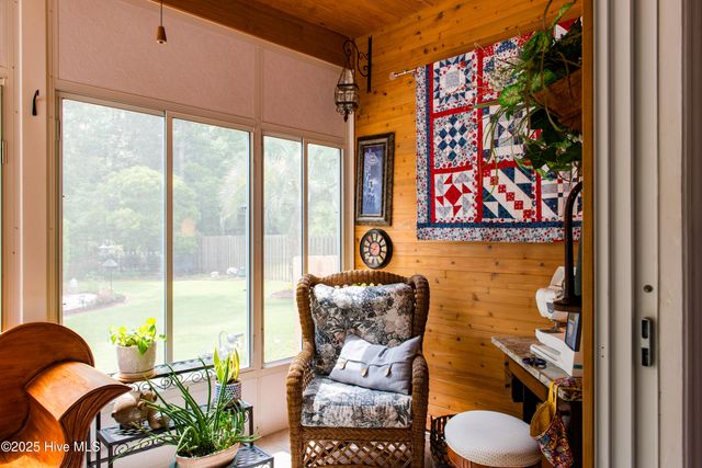 6317 Sentry Oaks Drive, Wilmington, NC 28409