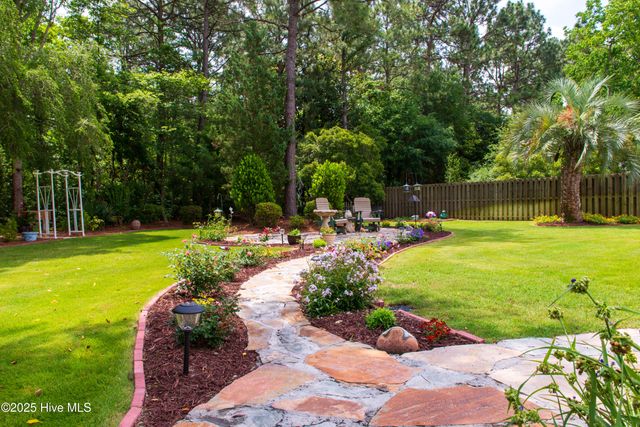 6317 Sentry Oaks Drive, Wilmington, NC 28409