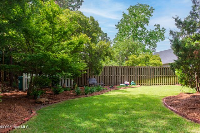 6317 Sentry Oaks Drive, Wilmington, NC 28409