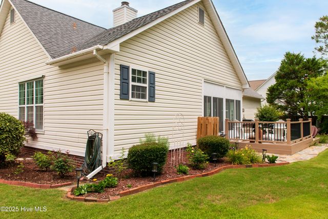 6317 Sentry Oaks Drive, Wilmington, NC 28409