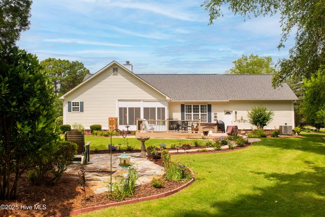 6317 Sentry Oaks Drive, Wilmington, NC 28409