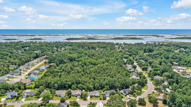 6317 Sentry Oaks Drive, Wilmington, NC 28409