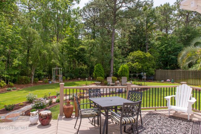 6317 Sentry Oaks Drive, Wilmington, NC 28409