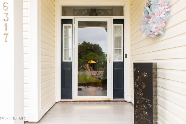 6317 Sentry Oaks Drive, Wilmington, NC 28409