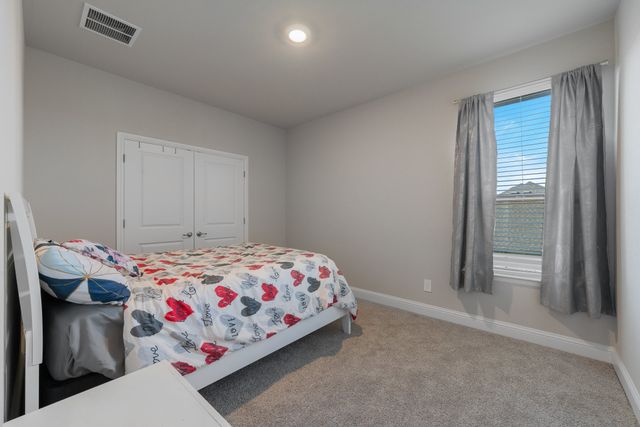 814 Hat Creek Drive, Midlothian, TX 76065