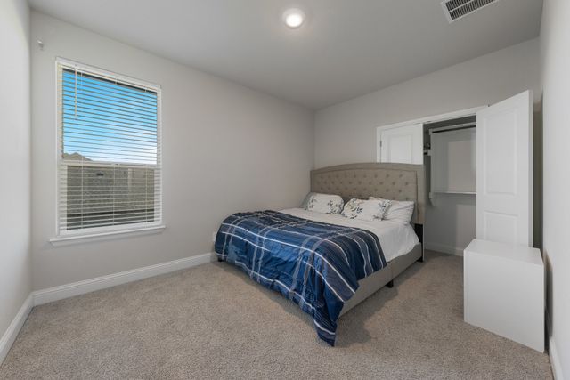 814 Hat Creek Drive, Midlothian, TX 76065