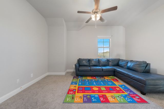 814 Hat Creek Drive, Midlothian, TX 76065