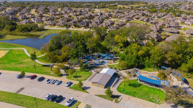 814 Hat Creek Drive, Midlothian, TX 76065