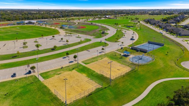 814 Hat Creek Drive, Midlothian, TX 76065