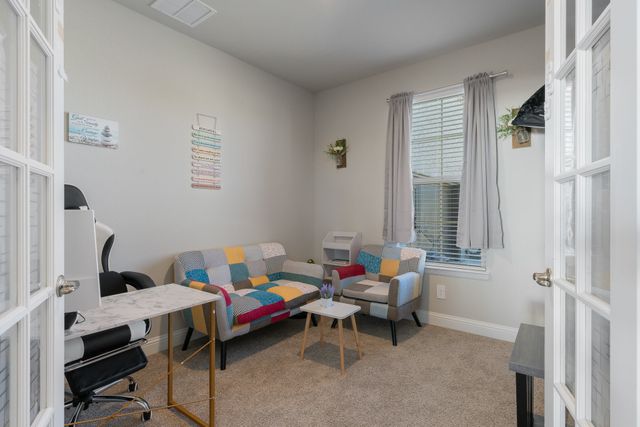 814 Hat Creek Drive, Midlothian, TX 76065