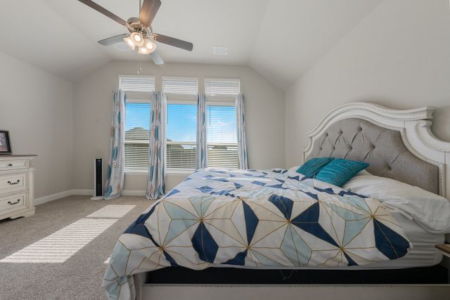 814 Hat Creek Drive, Midlothian, TX 76065