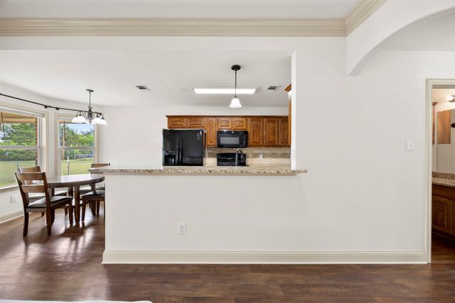 1209 Southview Drive, Waxahachie, TX 75165