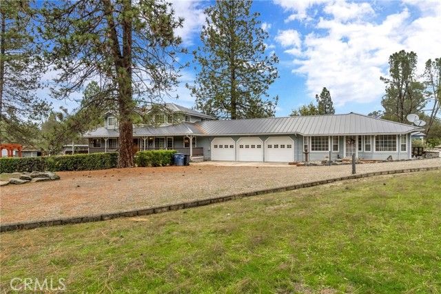 50711 Road 426, Oakhurst, CA 93644