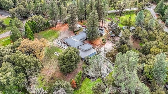 50711 Road 426, Oakhurst, CA 93644