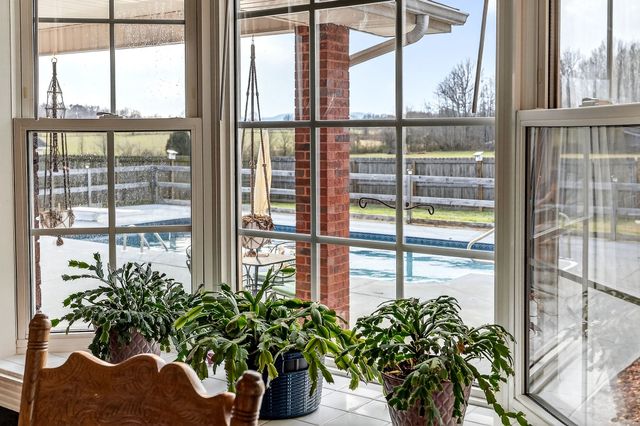 597 Game Ridge Rd, Smithville, TN 37166