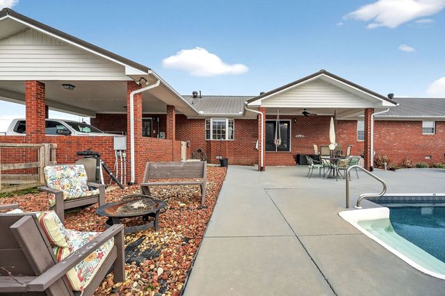 597 Game Ridge Rd, Smithville, TN 37166