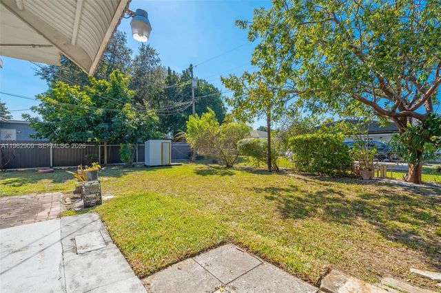 16350 NW 37th Ave, Miami Gardens, FL 33054