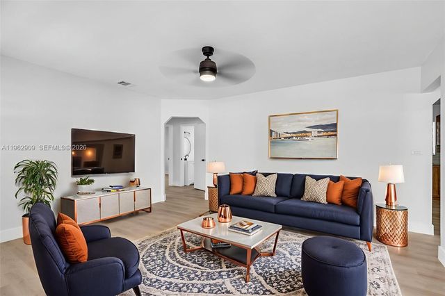 16350 NW 37th Ave, Miami Gardens, FL 33054