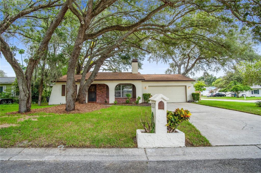 2217 BOXWOOD WAY, Brandon, FL 33511