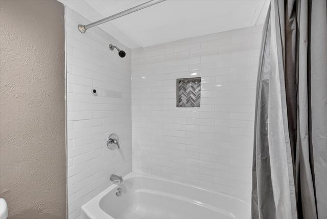 704 Levelland Drive, Arlington, TX 76017
