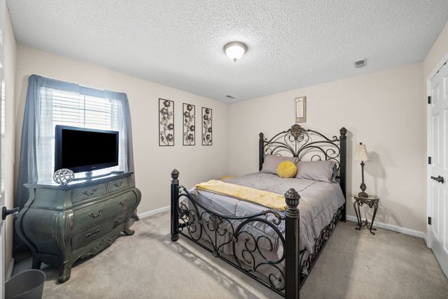 215 Avignon Way, Clarksville, TN 37043