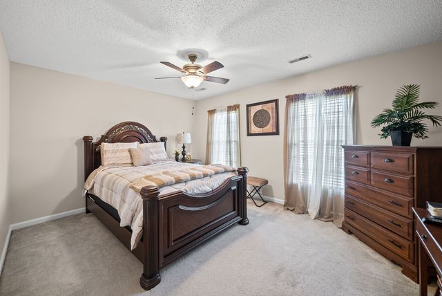 215 Avignon Way, Clarksville, TN 37043