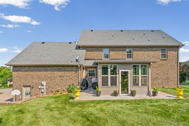 215 Avignon Way, Clarksville, TN 37043