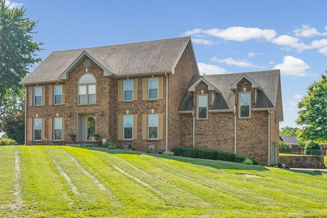 215 Avignon Way, Clarksville, TN 37043